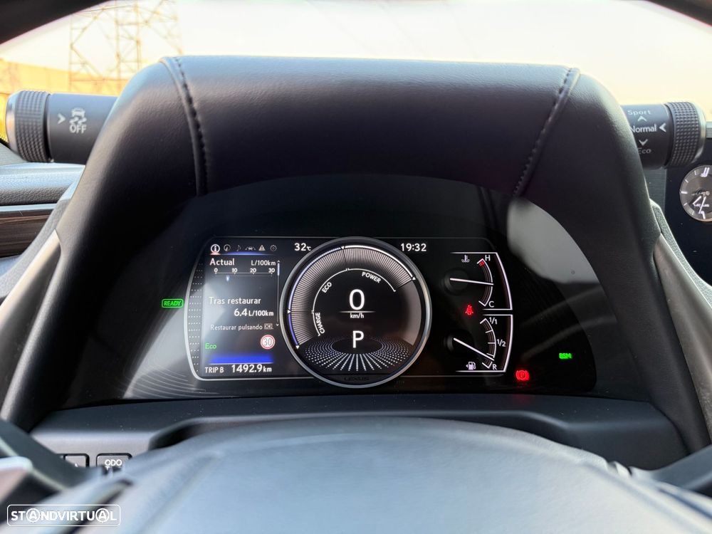 Lexus ES 300h Executive+ - 15