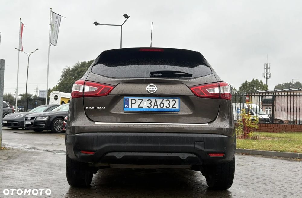 Nissan Qashqai 1.6 DIG-T Tekna - 6