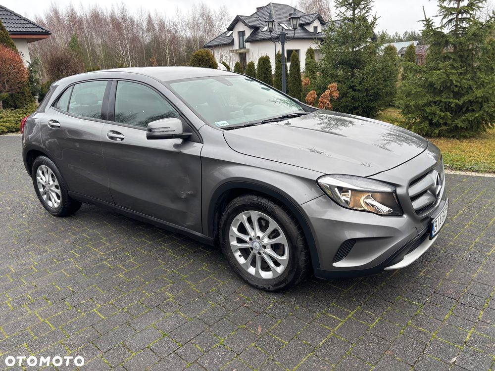Mercedes-Benz GLA - 7