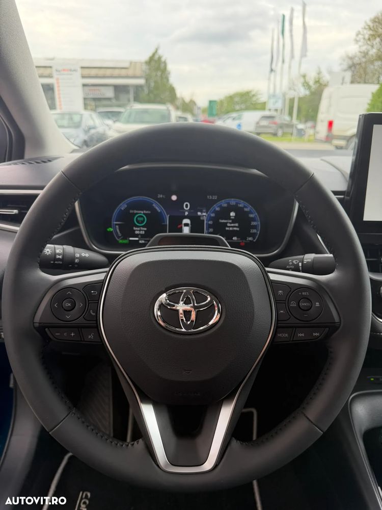 TOYOTA Corolla 2026 — imagine 12