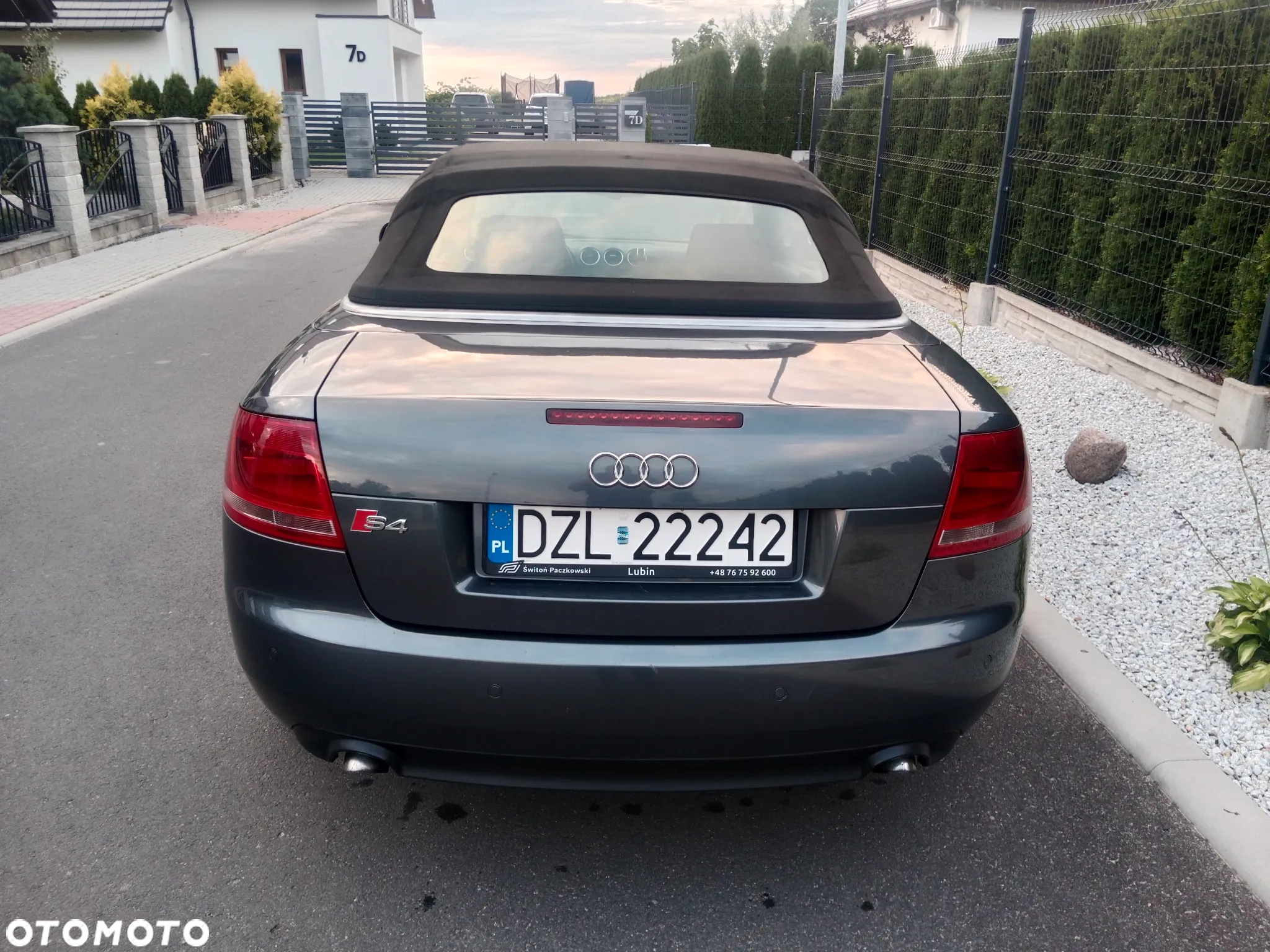 Audi A4 Cabrio 2.0 TDI DPF Multitronic - 16