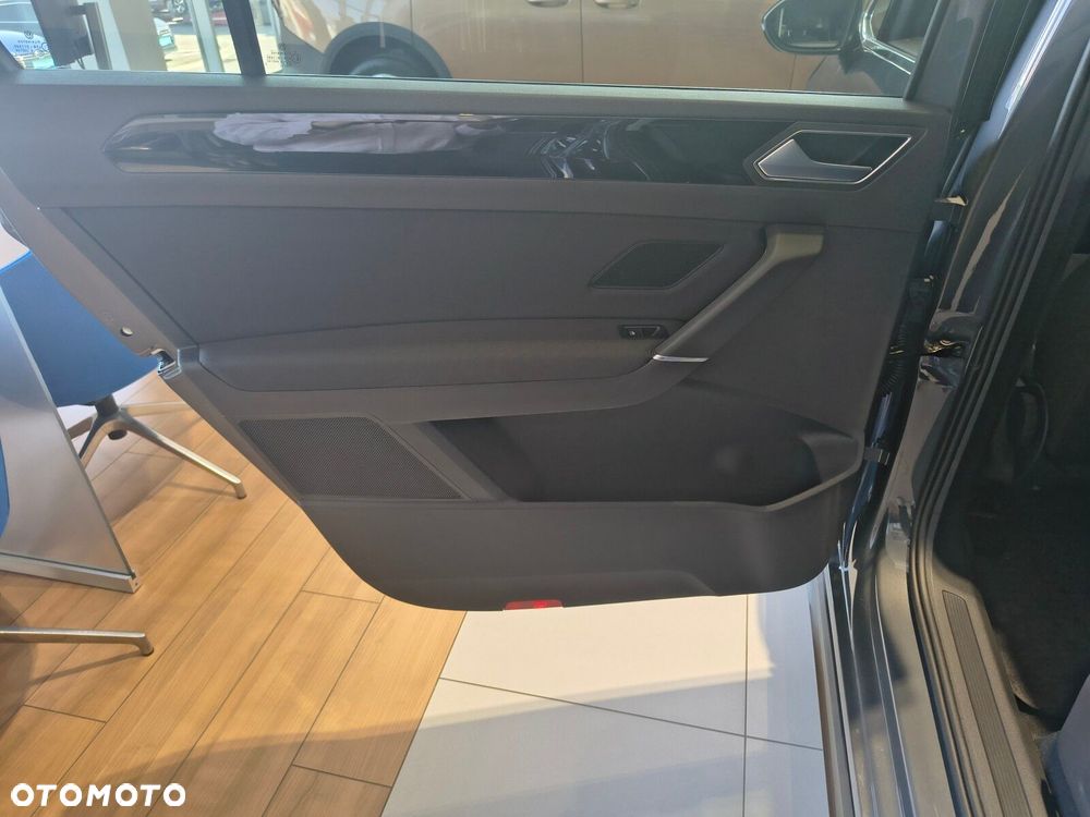Volkswagen Touran 1.5 TSI EVO Highline DSG - 10
