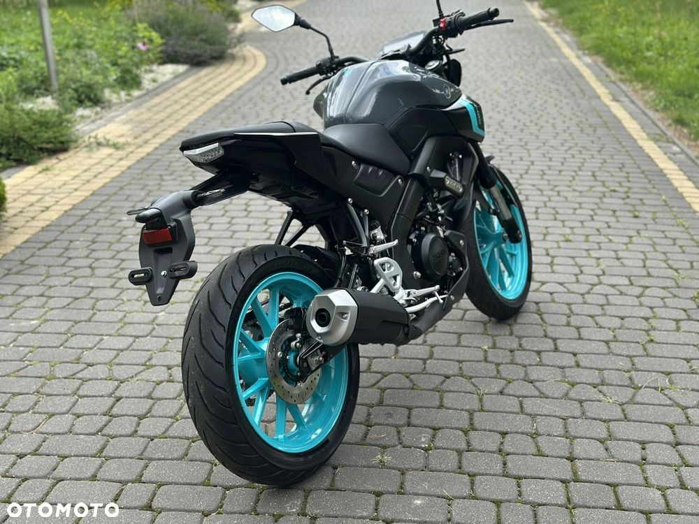 Yamaha MT - 5