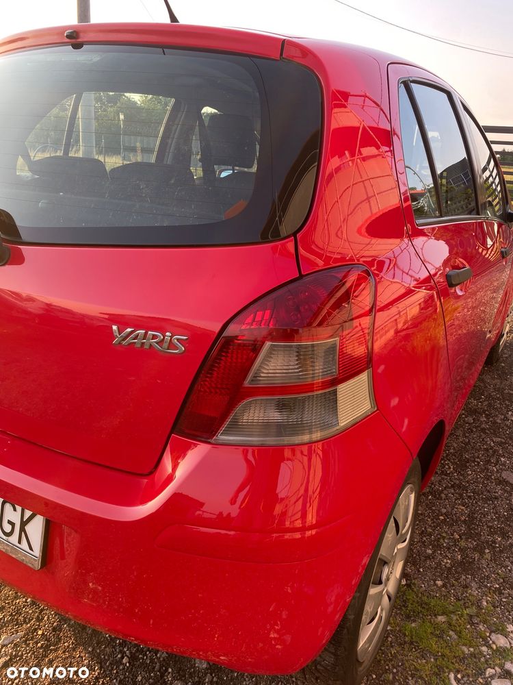Toyota Yaris - 15