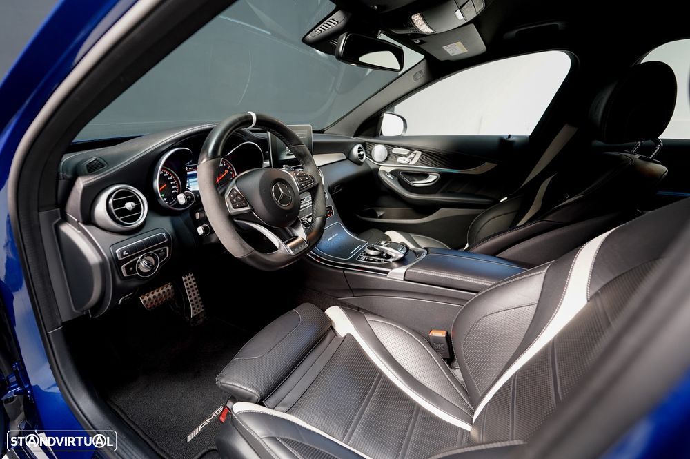 Mercedes-Benz C 63 AMG S - 12