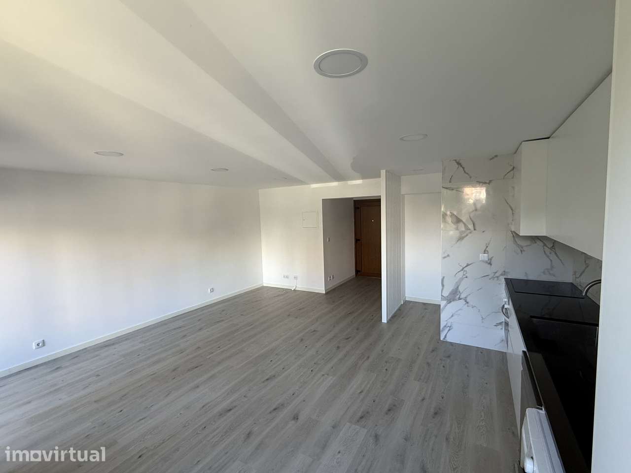 T3 Remodelado no Bairro Norton de Matos/Vale das Flores – Coimbra - Grande imagem: 2/8