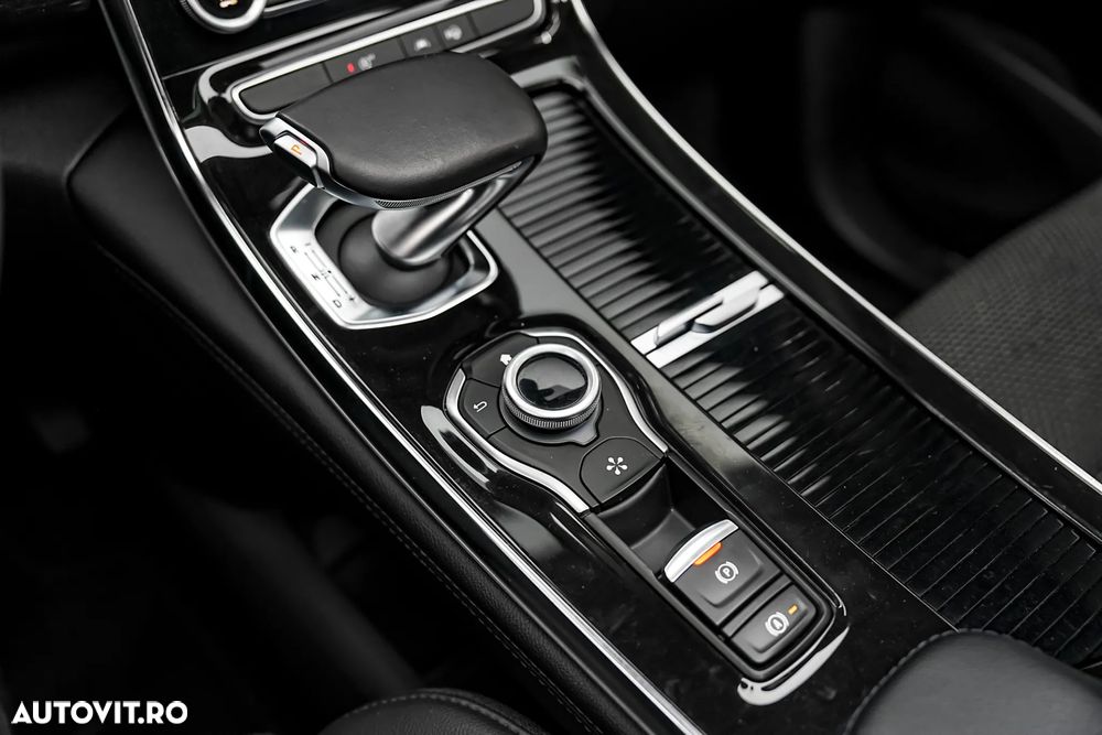 Renault Espace BLUE dCi 160 EDC BUSINESS EDITION - 36