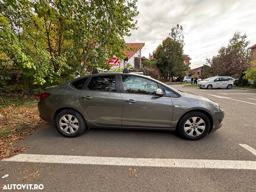 Opel Astra 1.4 Turbo ECOTEC Start/Stop Enjoy - 2