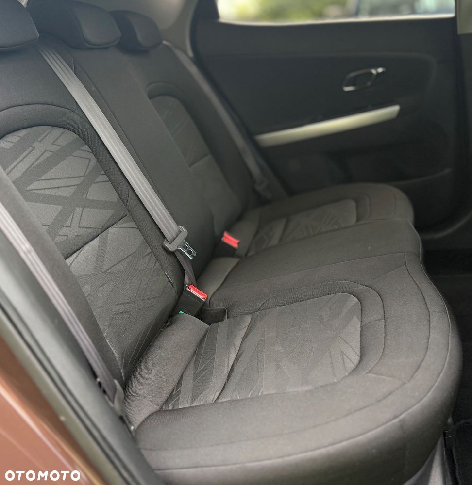 Kia Ceed - 7