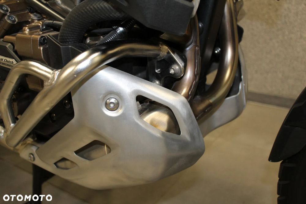 Honda CRF - 8