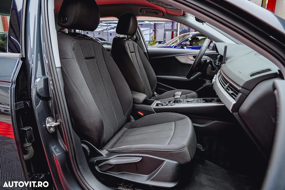 Audi A4 35 TFSI S tronic MHEV Advanced - 4