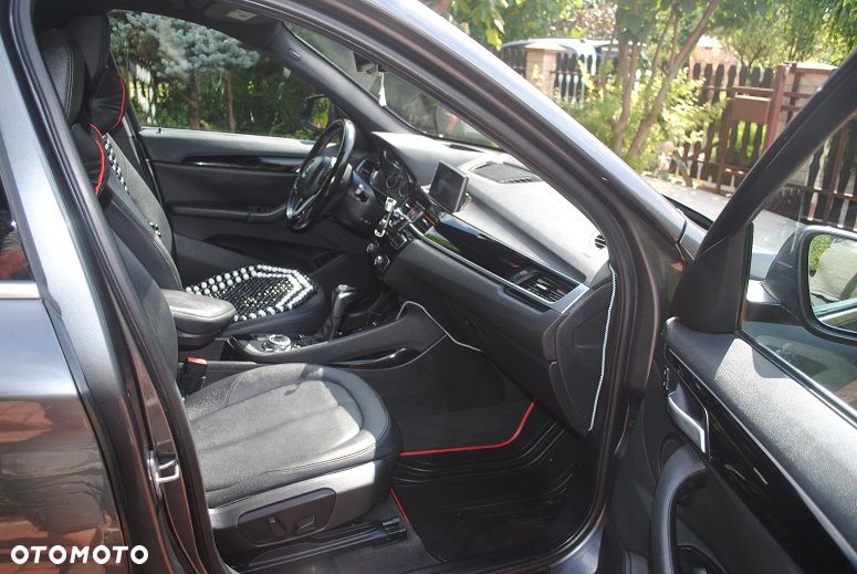BMW X1 - 10