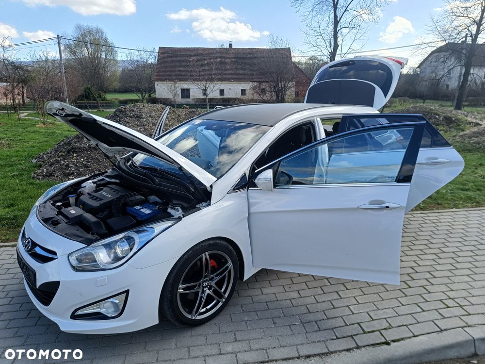 Hyundai i40 1.7 CRDi Comfort + - 5