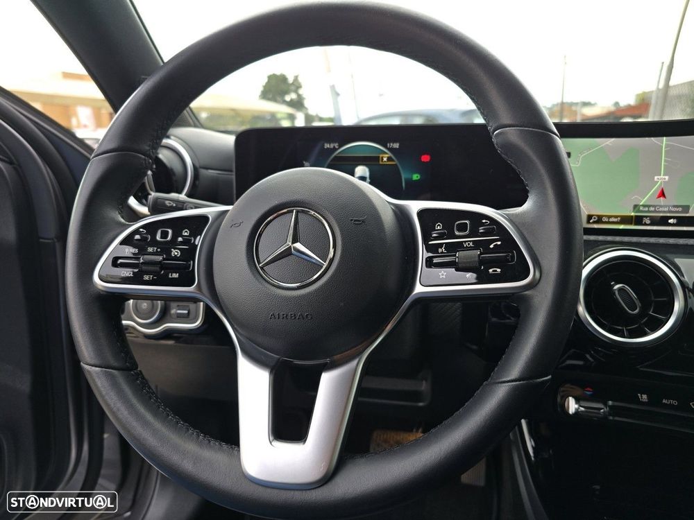 Mercedes-Benz A 180 d AMG Line Aut. - 24