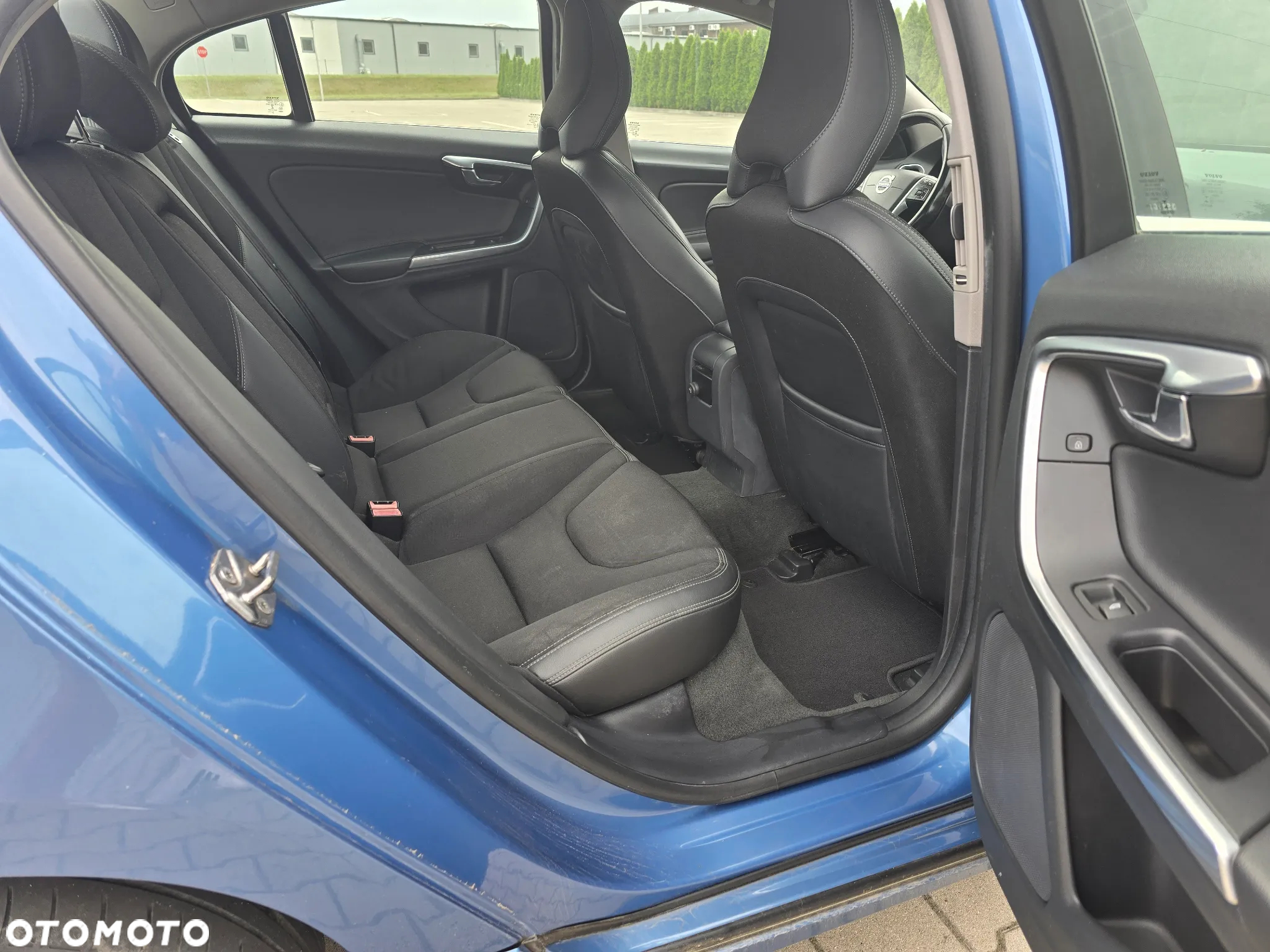 Volvo S60 D3 Momentum - 8