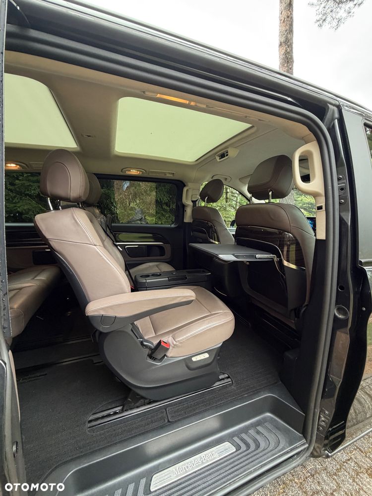 Mercedes-Benz Klasa V 300 d 9G-Tronic Exclusive (d³ugi) - 17