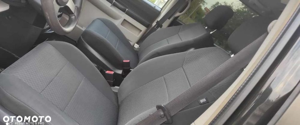 Chrysler Grand Voyager - 5