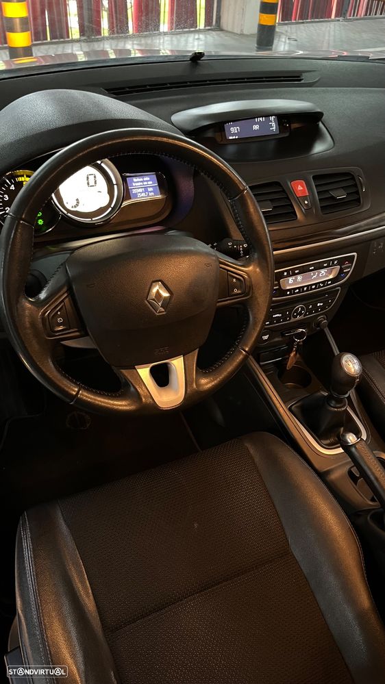 Renault Mégane Sport Tourer 1.5 dCi Dynamique S - 16