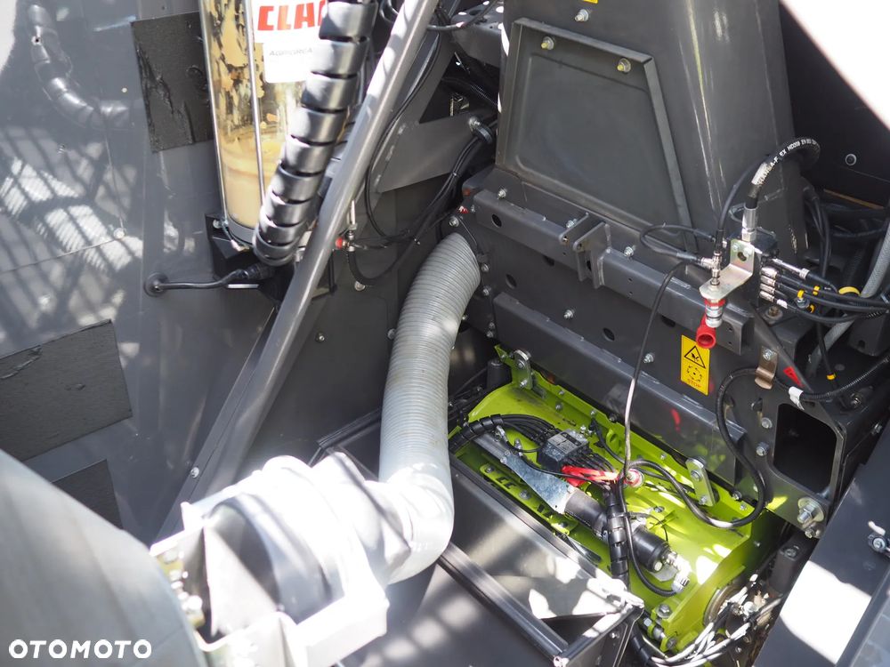 Claas Jaguar 860 4WD - 13