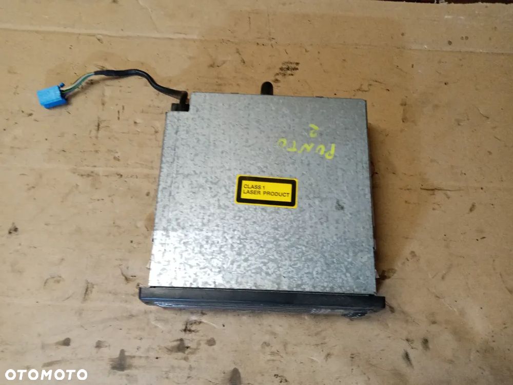 Zmieniarka CD 5 płyt magazynek Blaupunkt Fiat Punto II 2 - 2