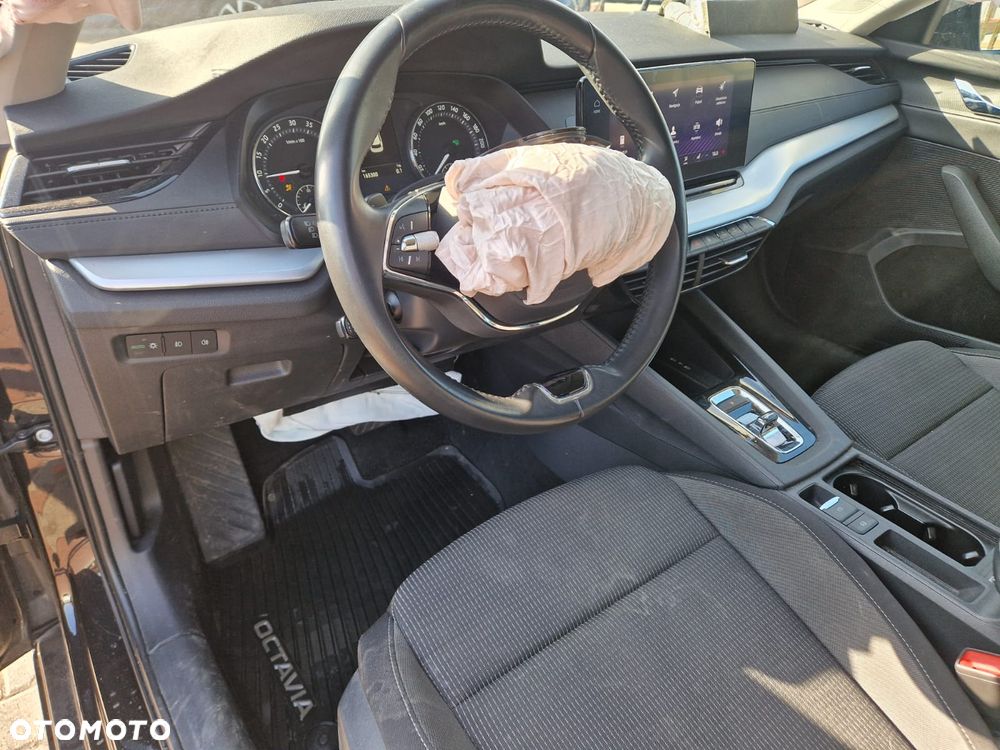 Skoda Octavia - 16