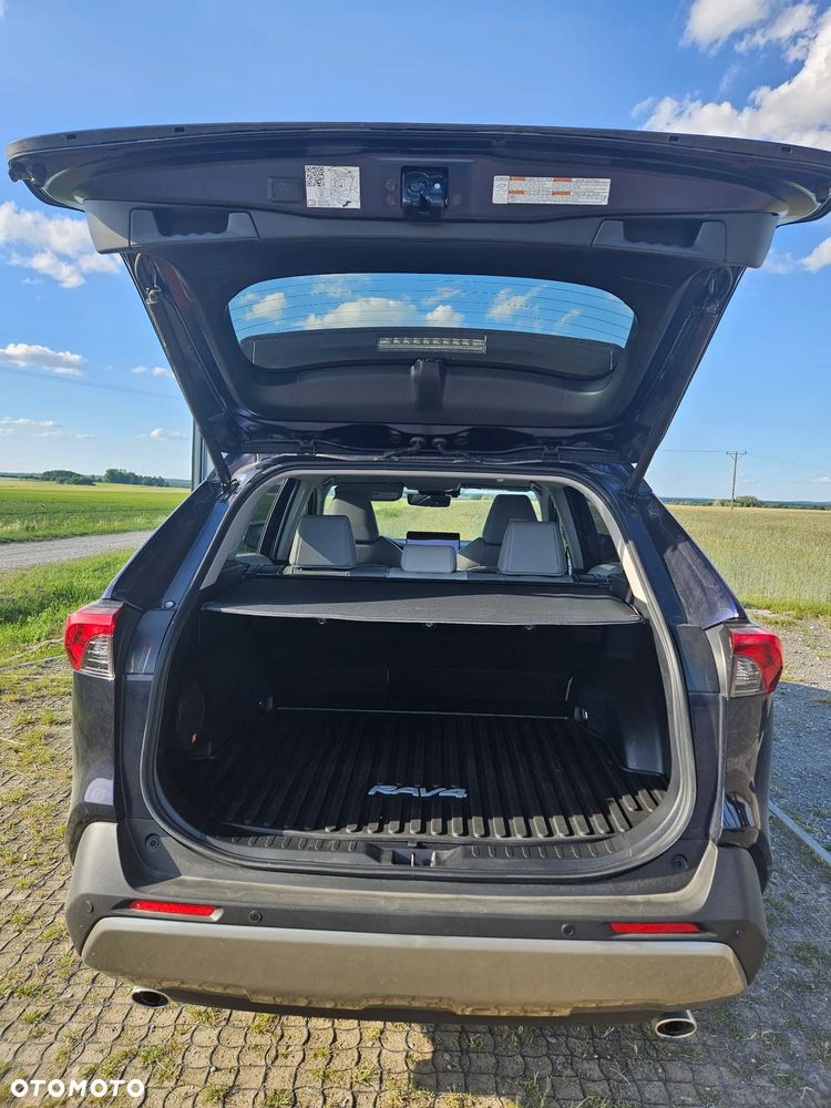 Toyota RAV4 - 7