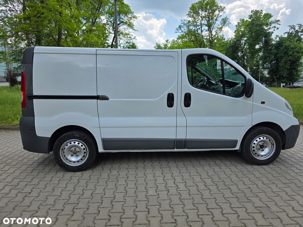 Opel Vivaro - 4