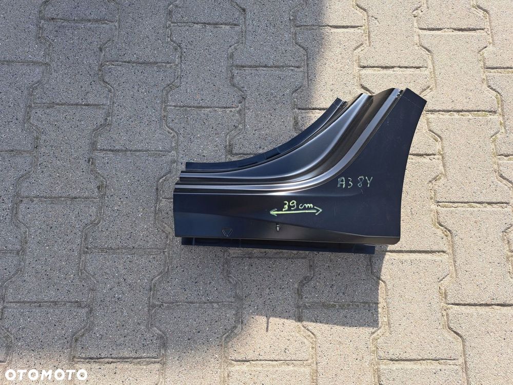 SŁUPEK PRÓG TYLNY LEWY AUDI A3 8Y - 1