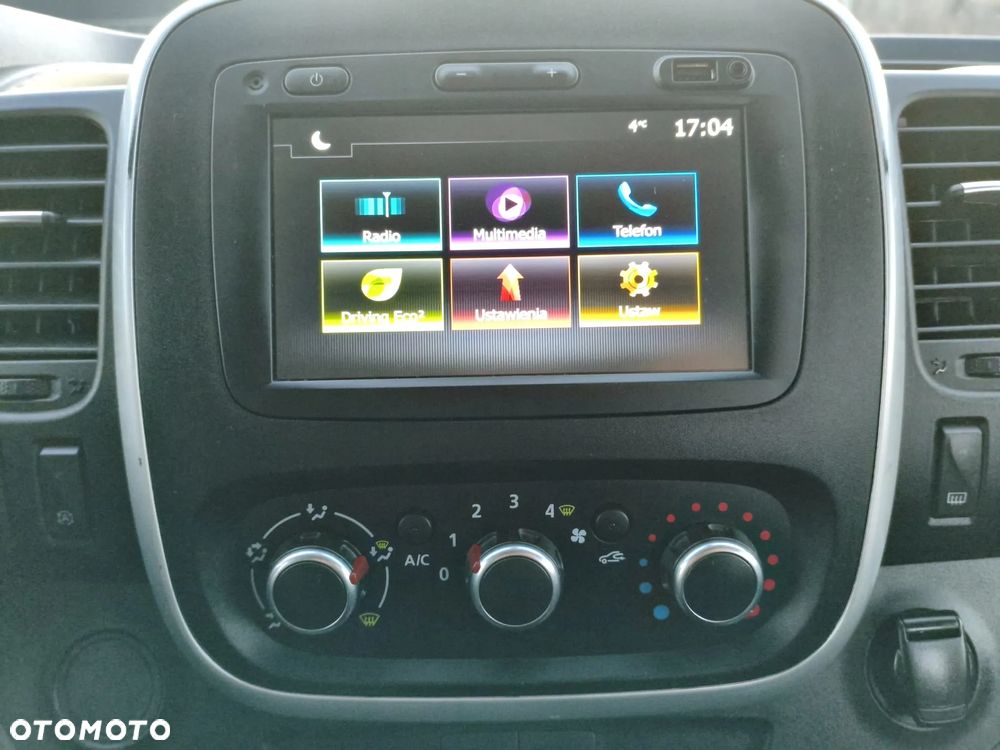 Renault Trafic 2.0 dCi - 32