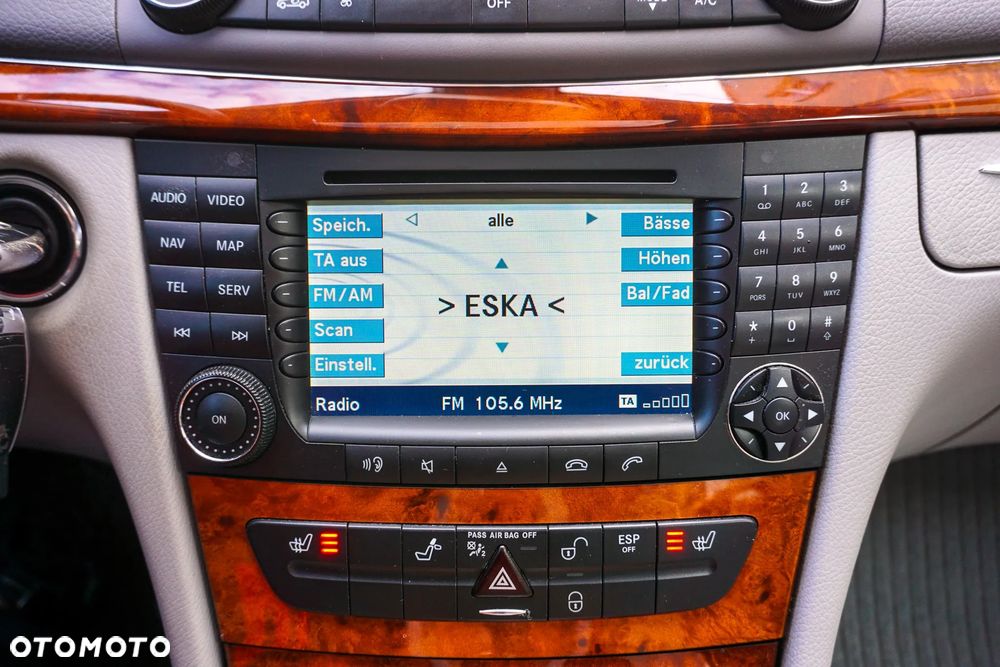 Mercedes-Benz Klasa E 200 Kompressor Automatik Elegance - 30