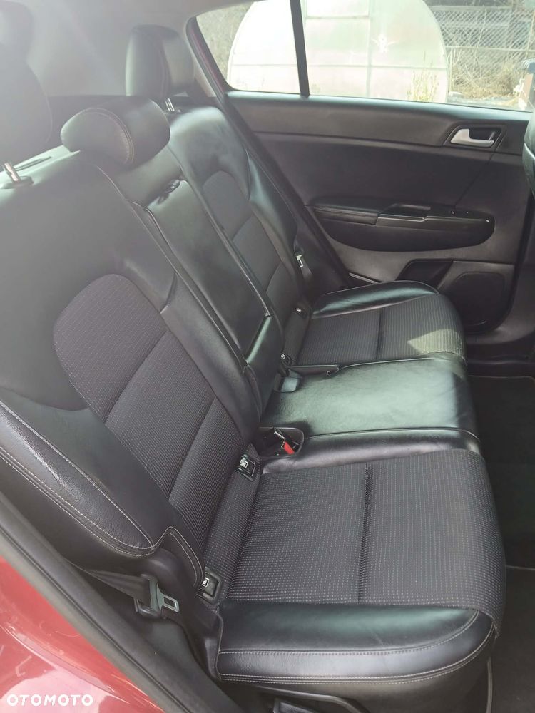 Kia Sportage 1.6 GDI L 2WD - 7