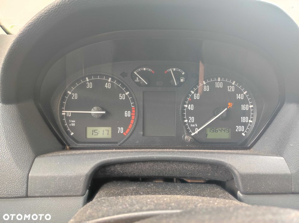 Skoda Fabia - 8