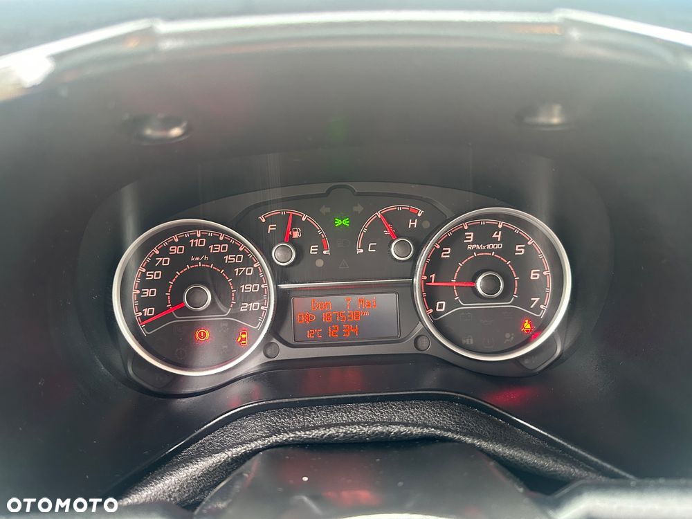 Fiat Doblo - 19