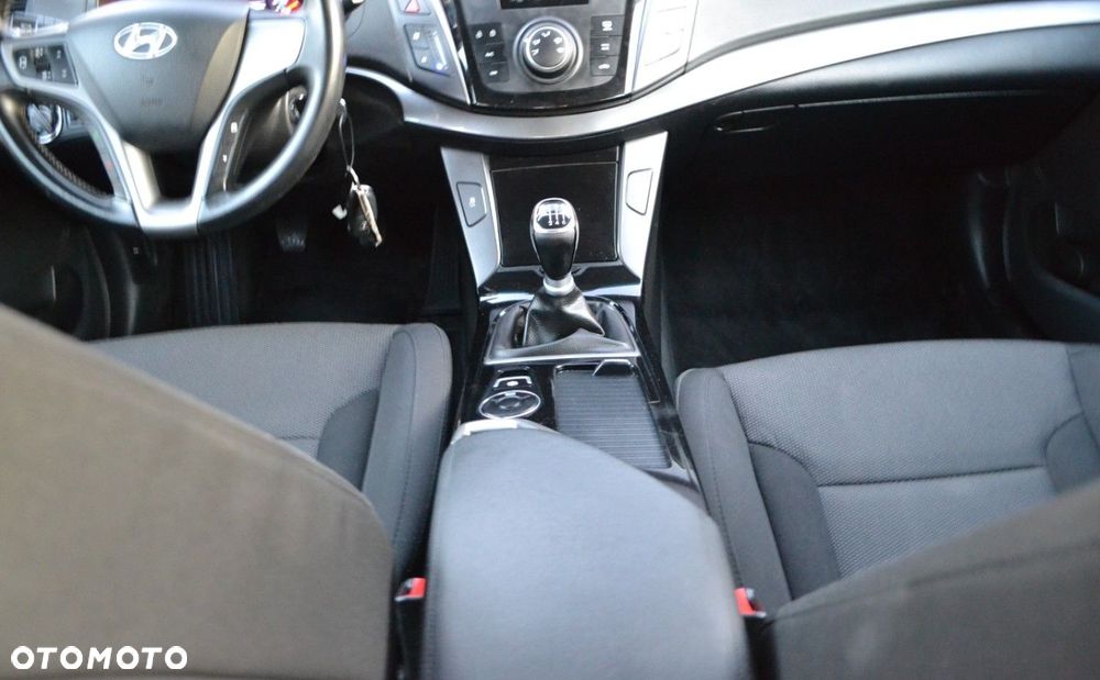 Hyundai i40 Kombi 1.6 Classic - 30