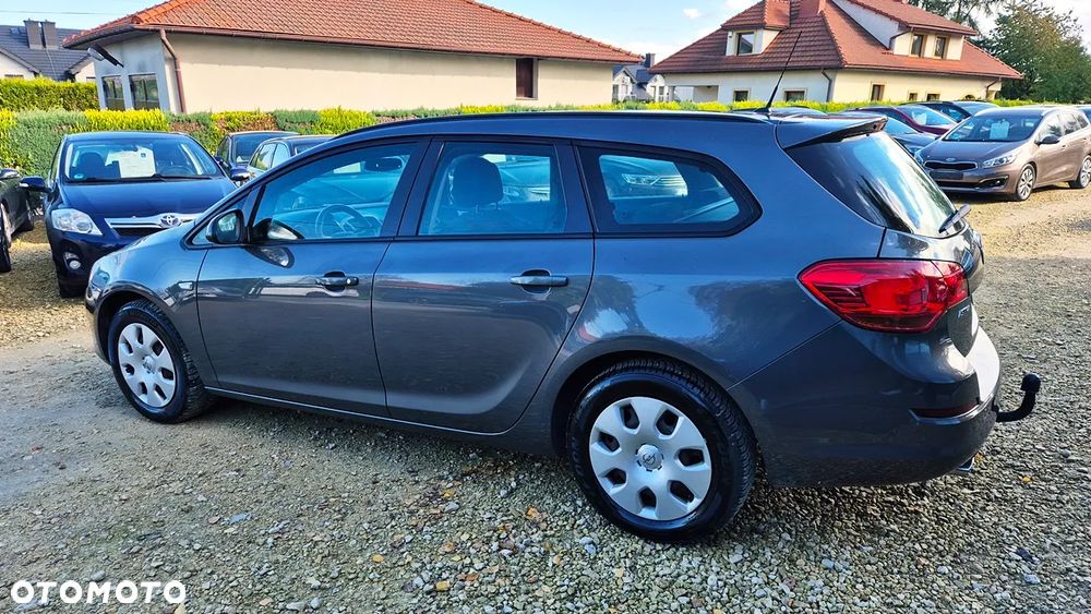 Opel Astra 1.4 Turbo Exklusiv - 23