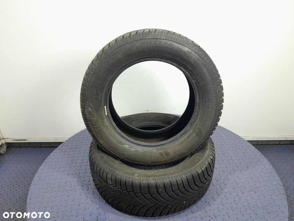 OPONY ZIMOWE BRIDGESTONE BLIZZAK LM005 215/60R16 99H 2SZT - 1