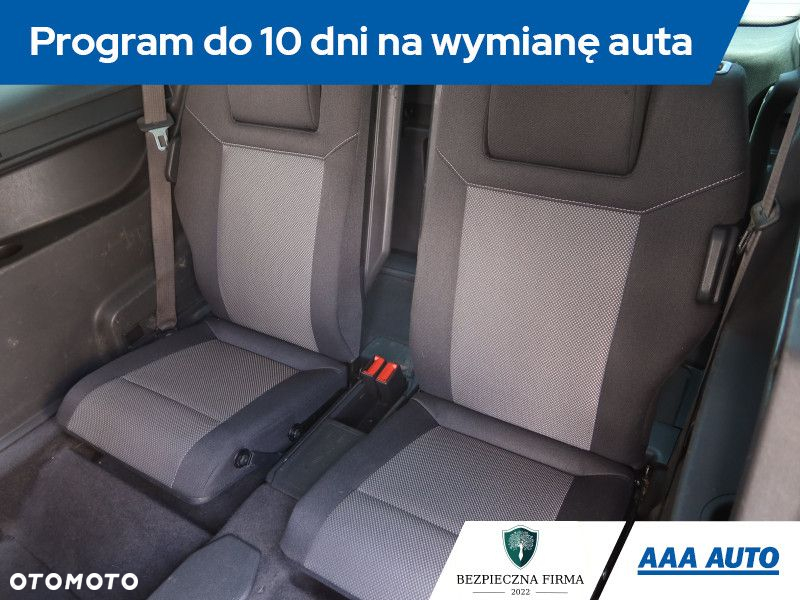 Opel Zafira - 19