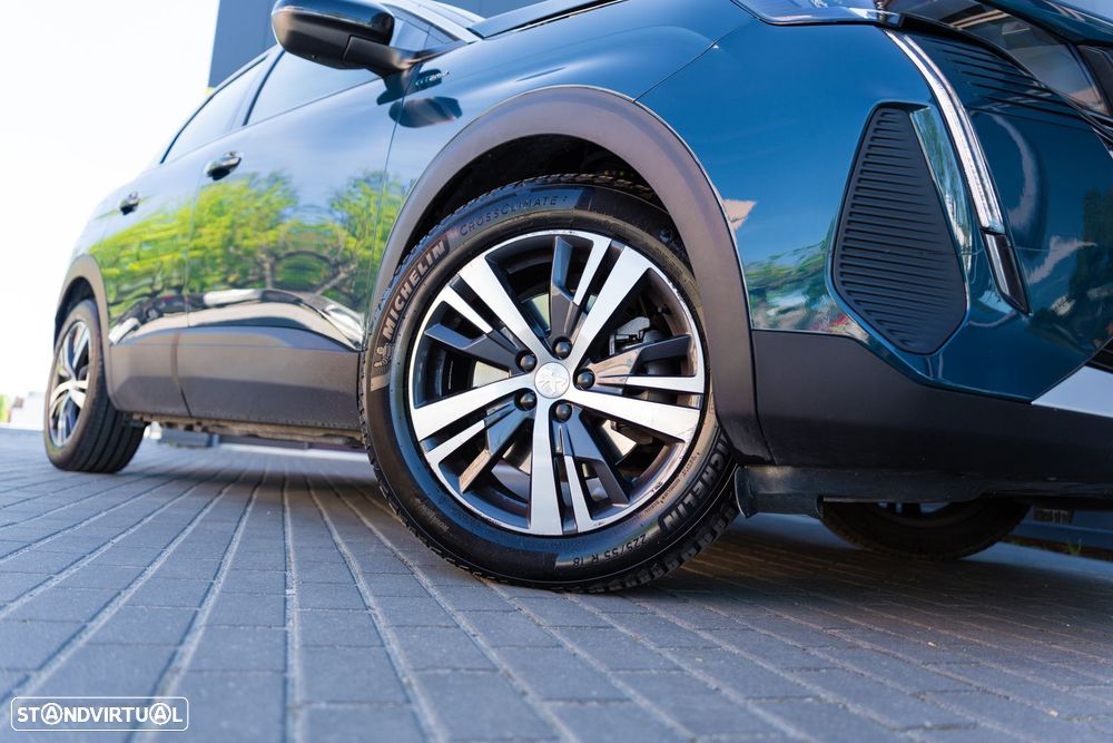 Peugeot 3008 1.6 Hybrid Allure e-EAT8 - 28