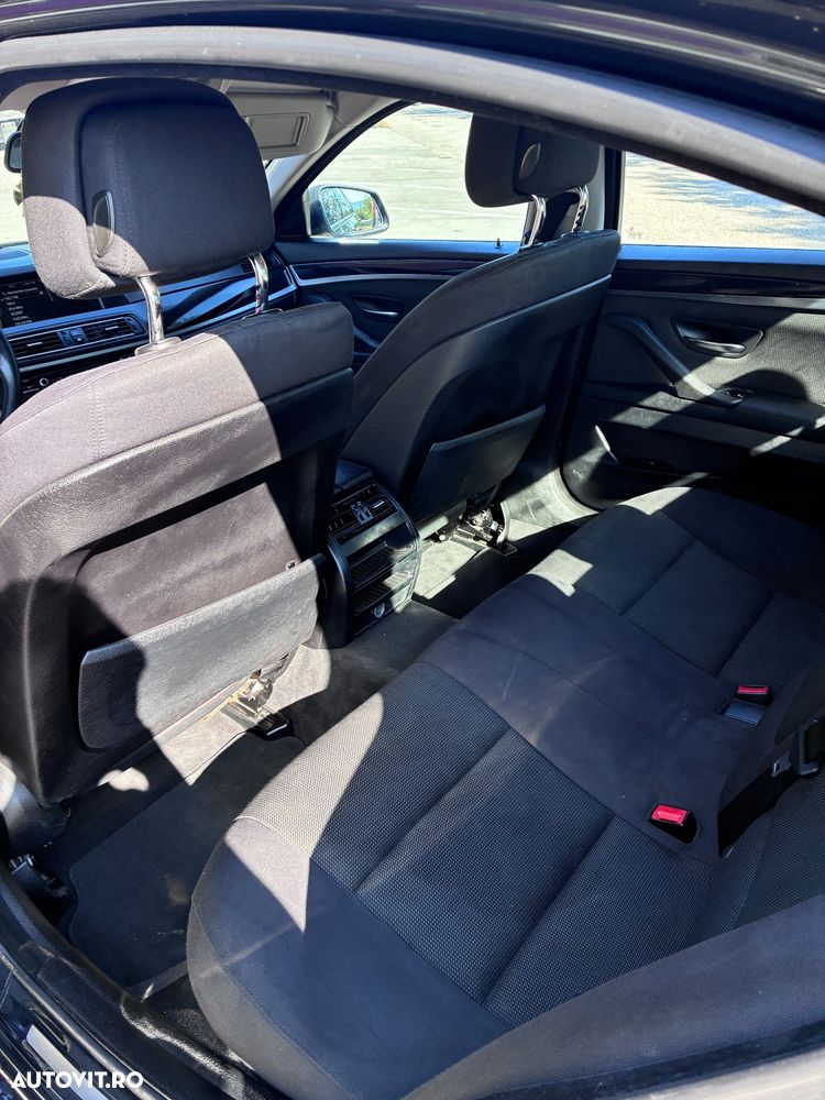 BMW Seria 5 520i Aut. - 10