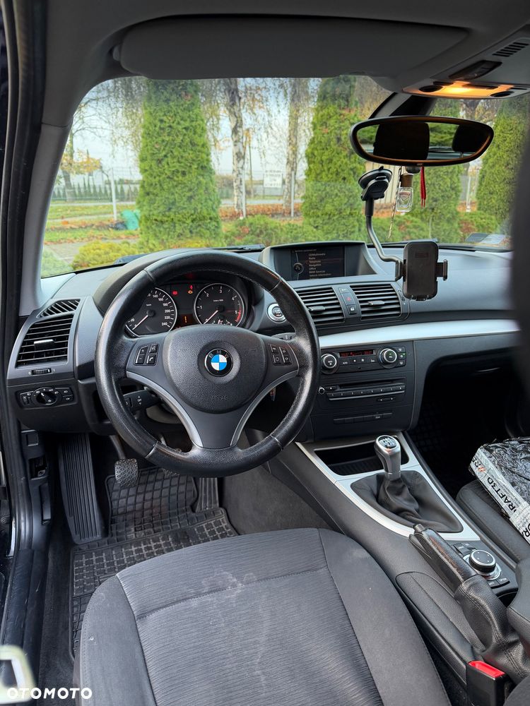 BMW Seria 1 116d - 8