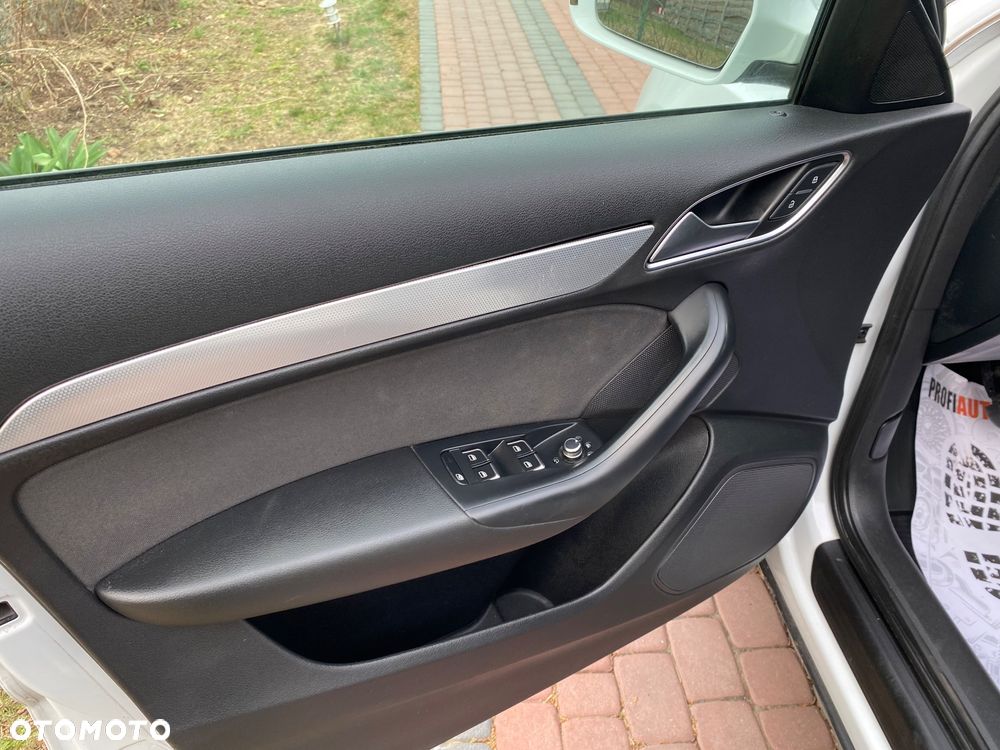 Audi Q3 2.0 TDI - 12