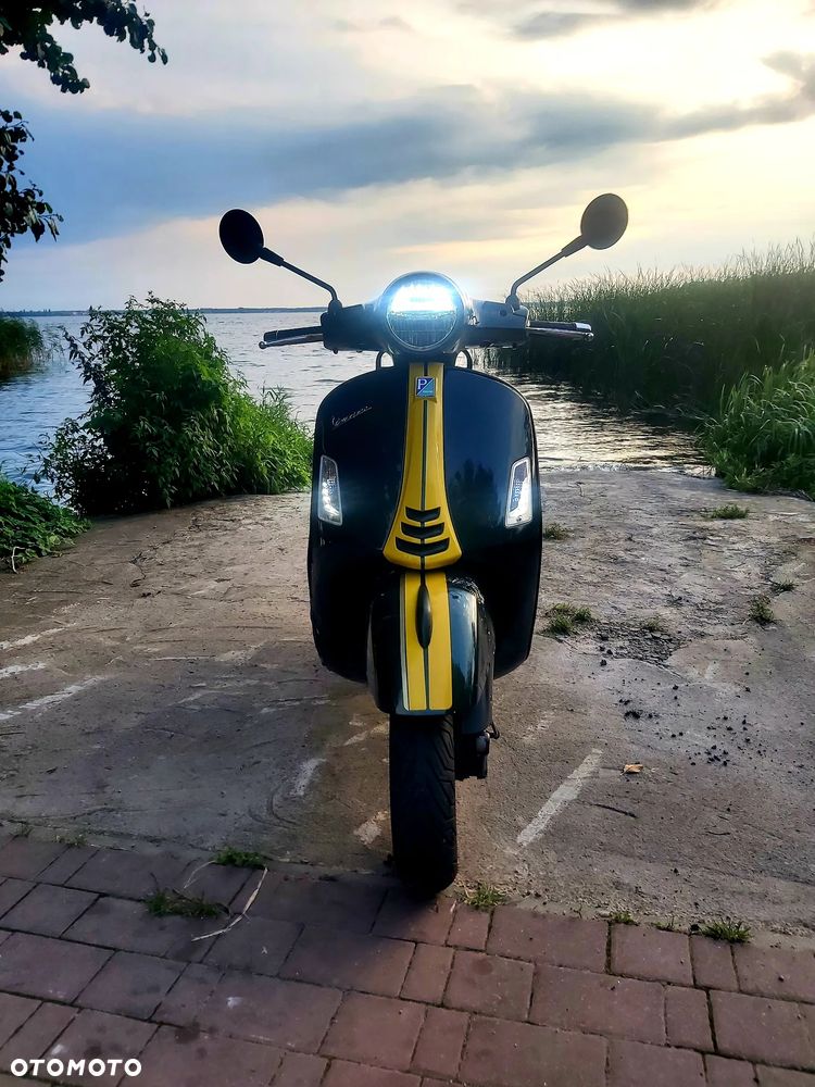 Piaggio Vespa - 3