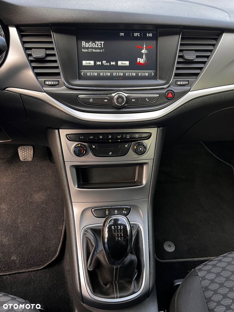 Opel Astra - 16