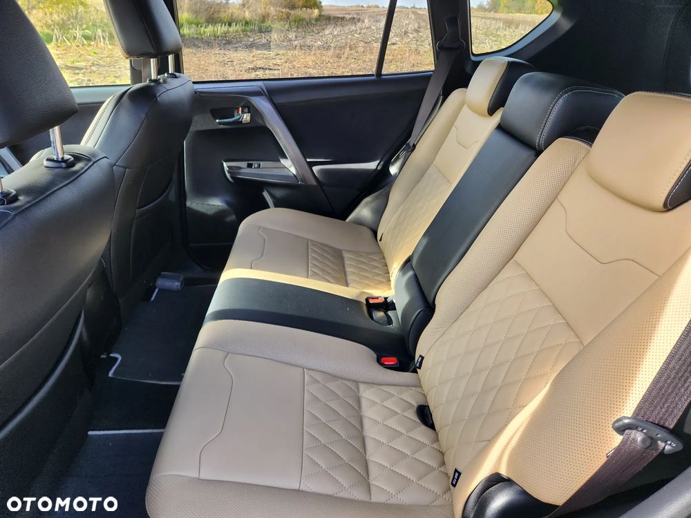Toyota RAV4 Hybrid Prestige 4x2 - 32