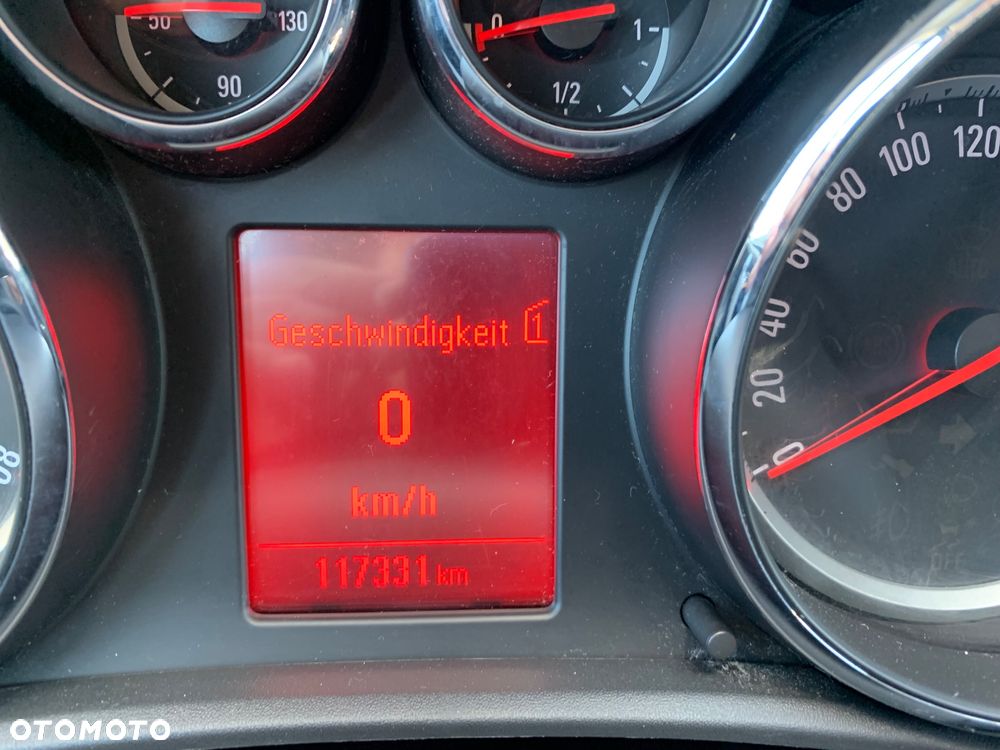 Opel Astra 1.6 Cosmo - 31