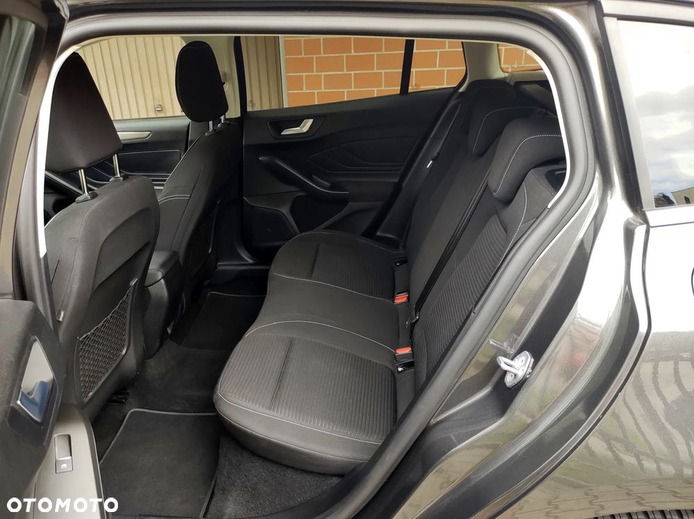 Ford Focus 1.0 EcoBoost Titanium X - 16