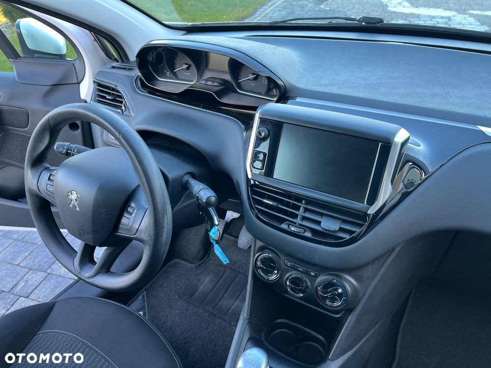 Peugeot 208 e-HDi FAP 115 Stop&Start Intuitive - 14