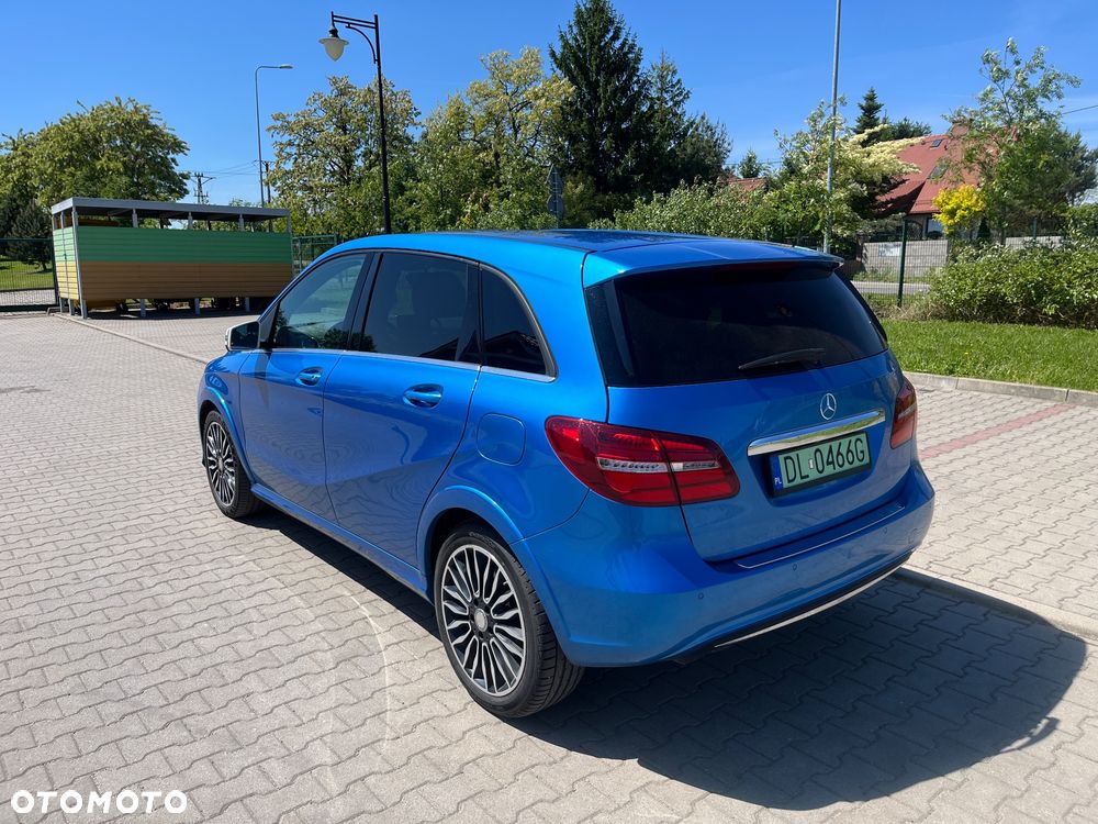 Mercedes-Benz Klasa B (Electric Drive) 250 e - 5