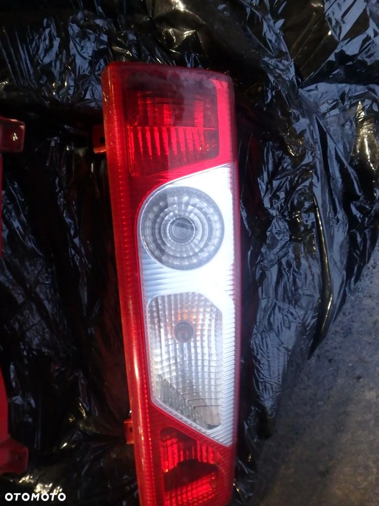 Lampa prawa i lewa przod tył Citroen Jumpy Scudo - 4