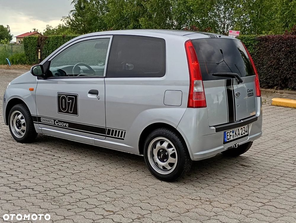 Daihatsu Cuore - 4